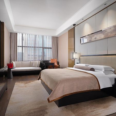 Pullman Shanghai Jingan Exterior photo