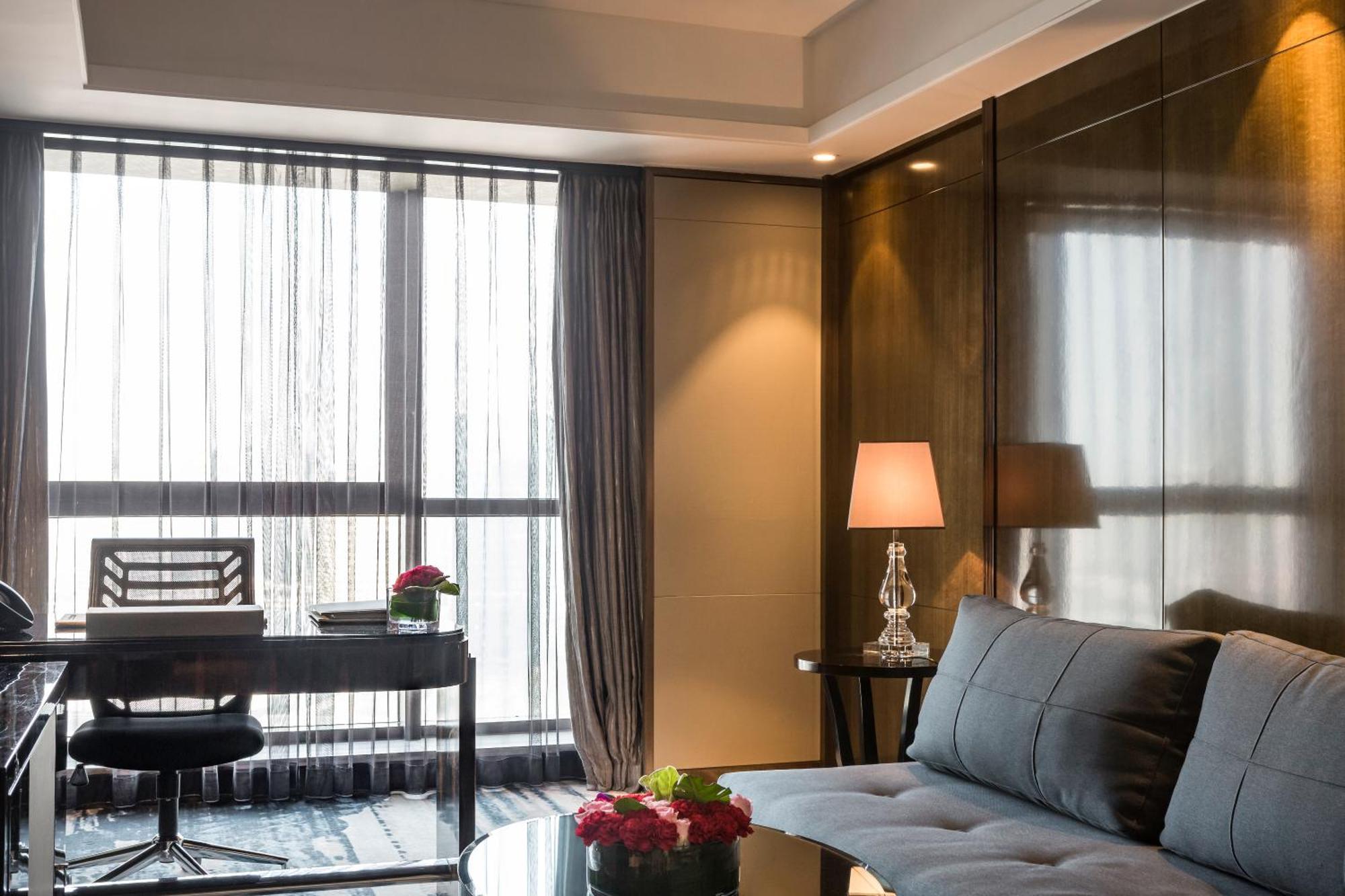 Pullman Shanghai Jingan Exterior photo