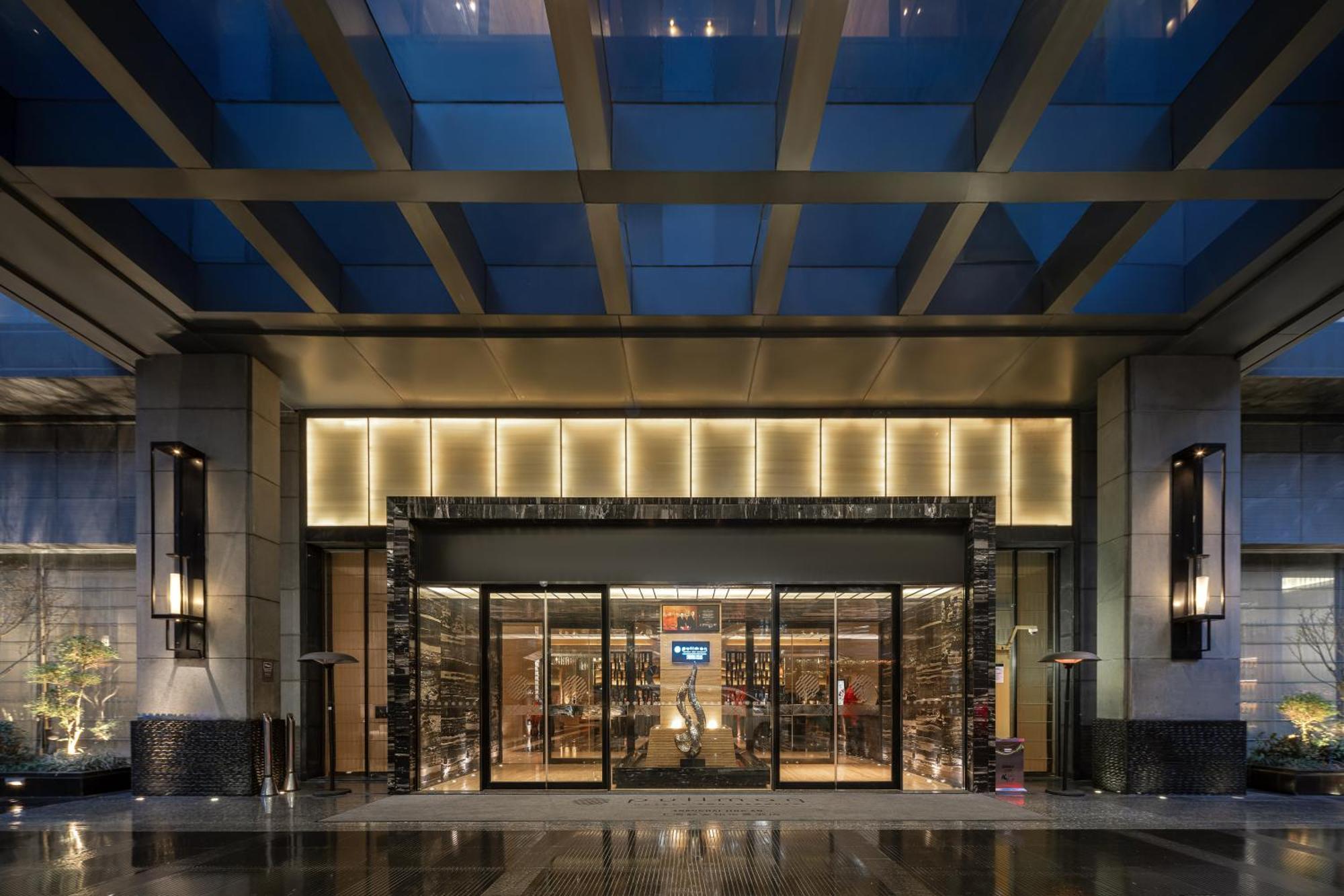Pullman Shanghai Jingan Exterior photo