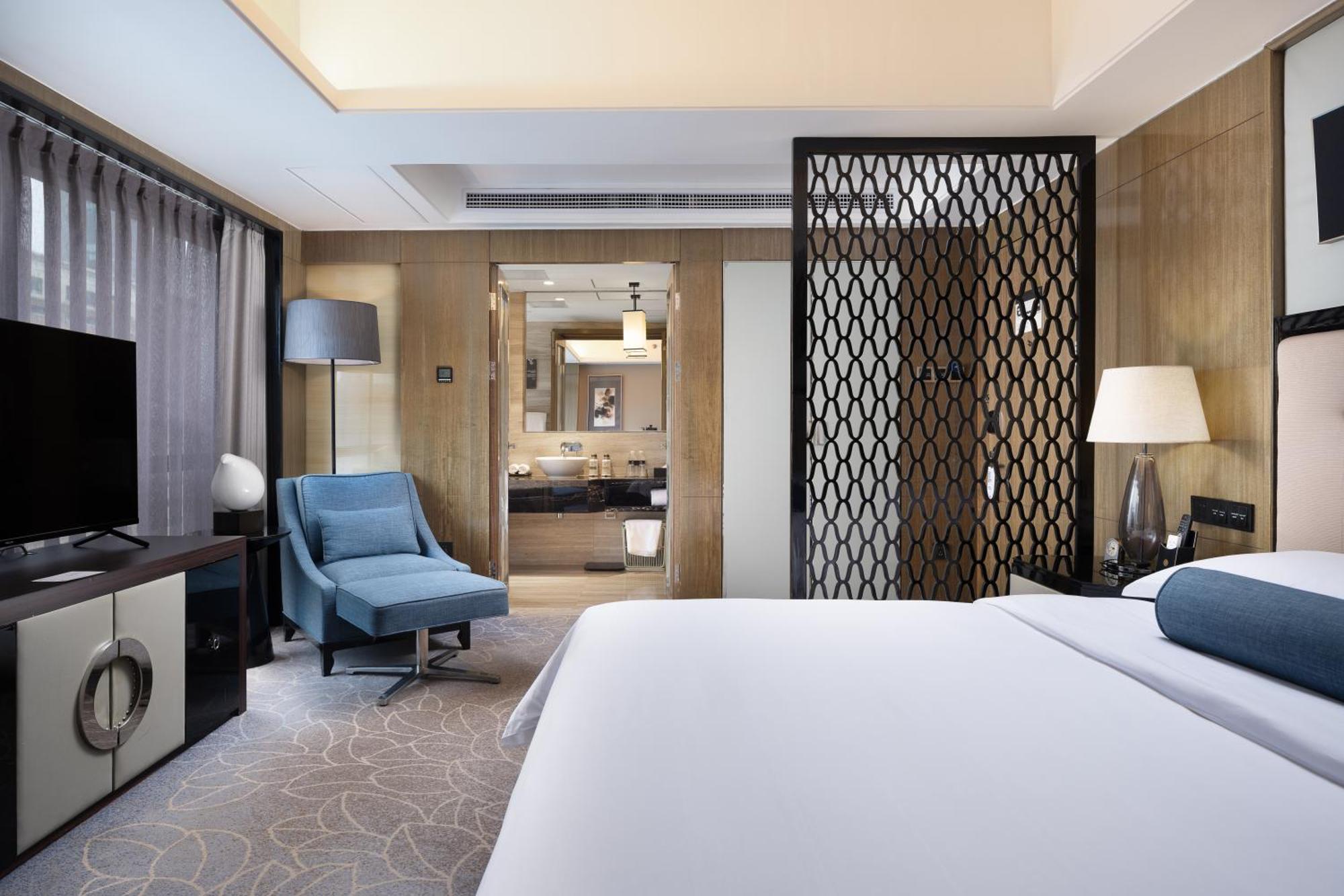 Pullman Shanghai Jingan Exterior photo