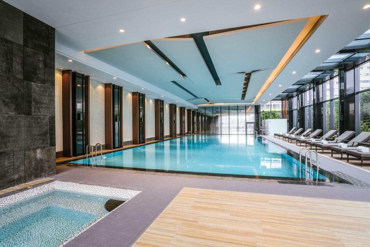 Pullman Shanghai Jingan Exterior photo