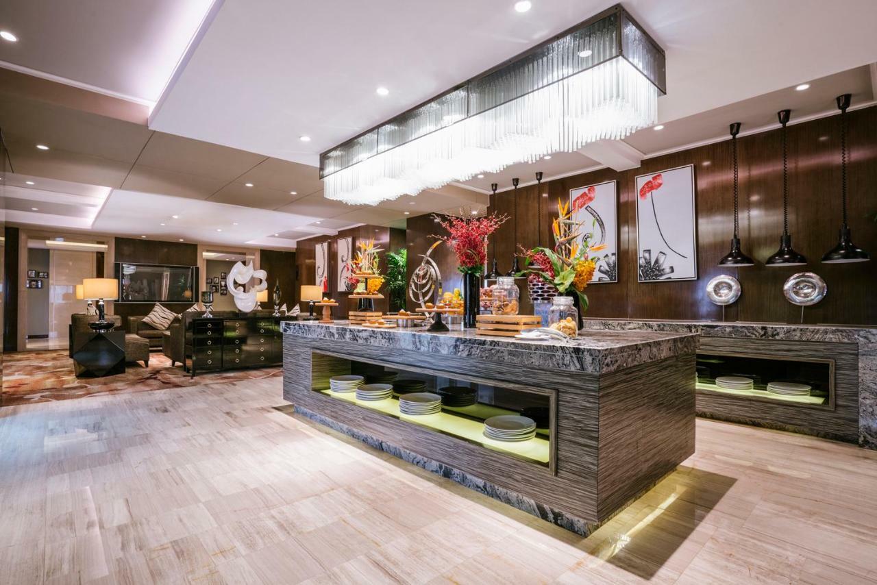 Pullman Shanghai Jingan Exterior photo
